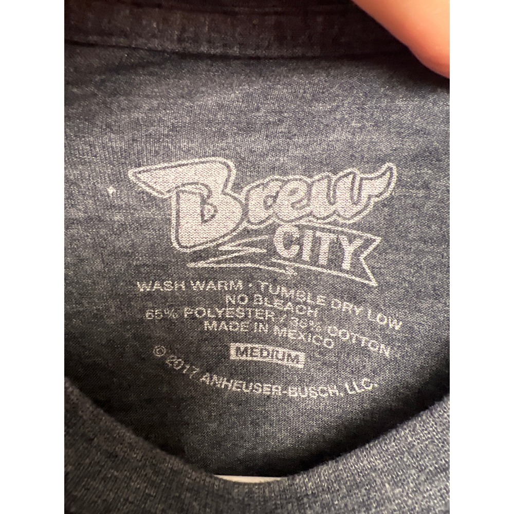 Brew City Bud Light Graphic T-Shirt Men M Beer Collector Retro Barwear Brewerian - Picture 5 of 7